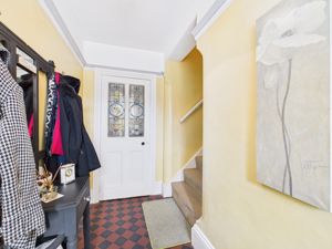 Entrance hall- click for photo gallery